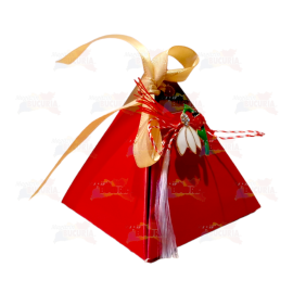 Cutie Martisor cu Bomboane Bucuria (Piramida)